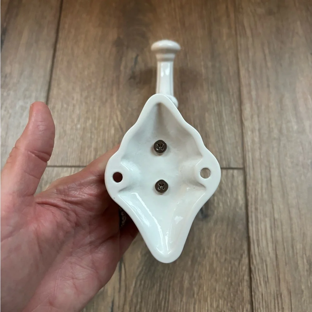 NEW Pottery Barn Stockton Classic White Cast Iron Heavy Duty Wall Curtain Hook